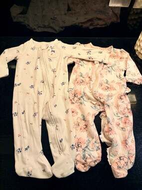 Carter's Baby Girl 2-Pack Floral Ribbed Ruffle Zip-Up Sleep'nPlay Footed Pajamas